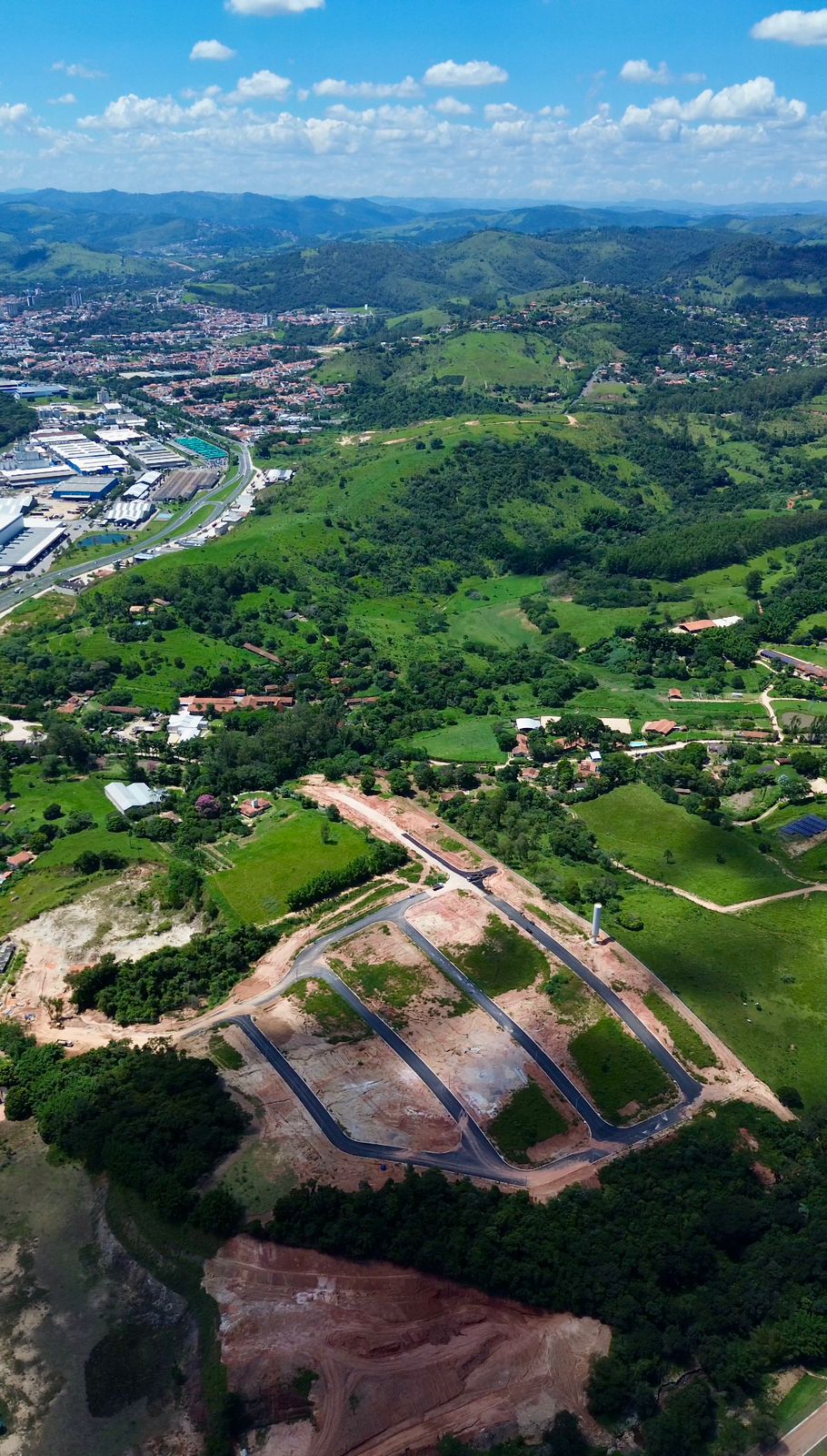 Condomínio em meio à natureza